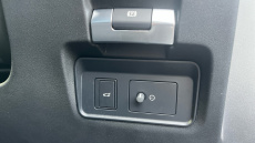 Land Rover Range Rover Evoque 2.0 D200 R-Dynamic SE 5dr Auto Diesel Hatchback